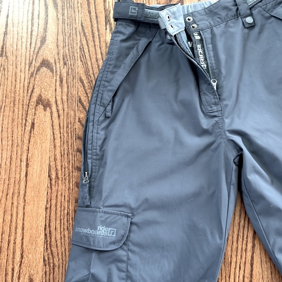 Ride Snowboards MTN:Series Snow Pants Women’s - Picture 3 of 9